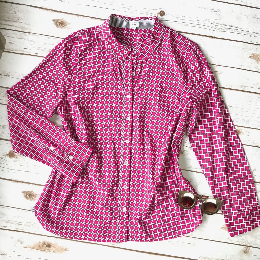 Crown & Ivy Bright Pink Patterned Button Down Lrg